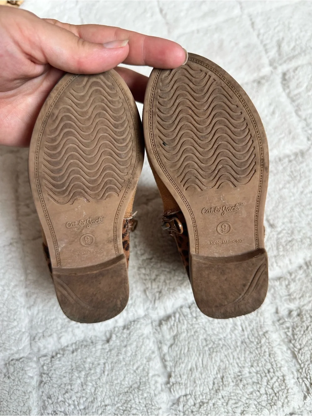 *FLAWED* Cat & Jack | Tien Booties Cognac Animal Print | Size 9